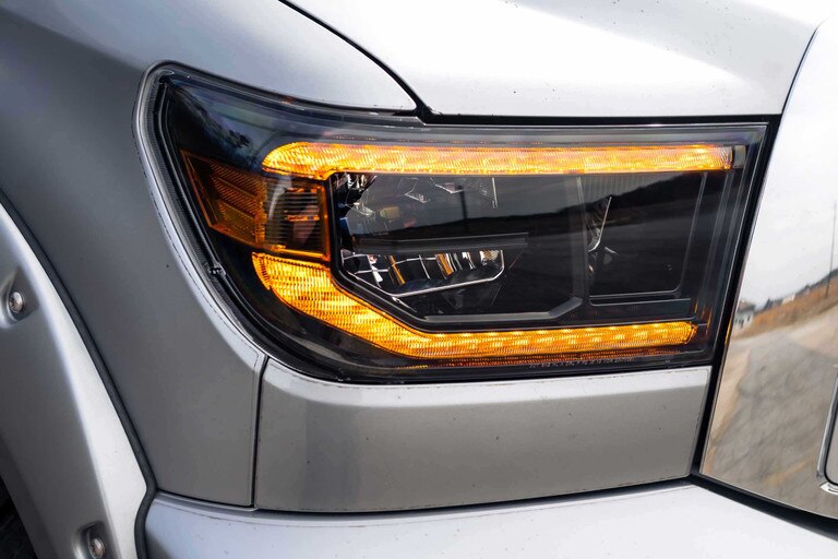 Toyota Tundra 07 13 Xb Amber Led Headlights Morimoto Lf533 A Asm